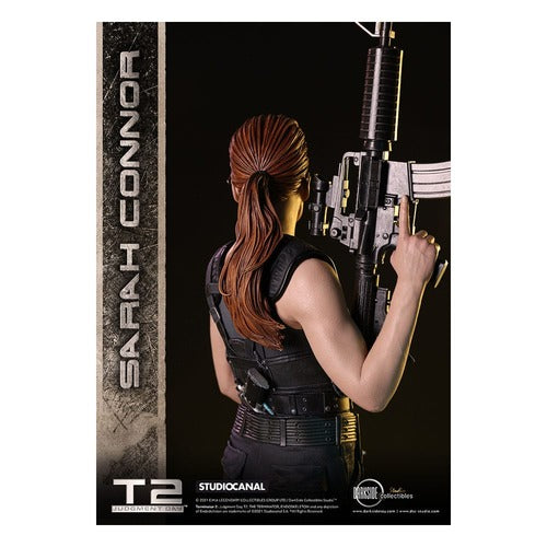 Terminator 2: Judgement Day 30th Anniversary statuette Sarah Connor 1/3 Exclusive 71 cm