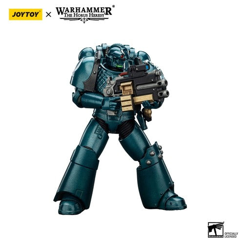 Warhammer The Horus Heresy figurine Alpha Legion Head hunter With Banestrike Combi-Bolter And Power Dagger 20 cm