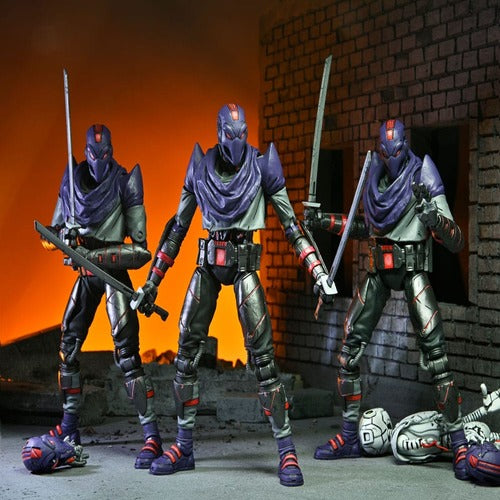 Teenage Mutant Ninja Turtles: The Last Ronin figurine Ultimate Foot Bot 18 cm