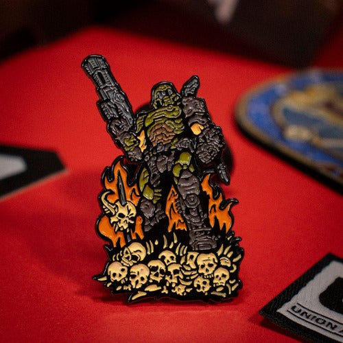 Doom Eternal Ansteck-Pin Doom Guy Limited Edition