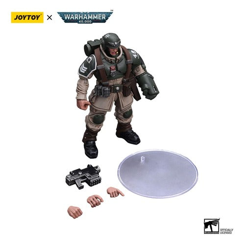 Warhammer 40k figurine 1/18 Astra Militarum Cadian Command Squad Veteran Sergeant with Power Fist 12 cm