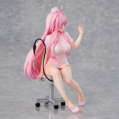 To Love-Ru Darkness statuette PVC Lara Satalin Deviluke Nurse Cos 26 cm