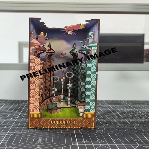 Harry Potter maquette Book Nook Tiny Adventures Terrain de Quidditch 23 cm