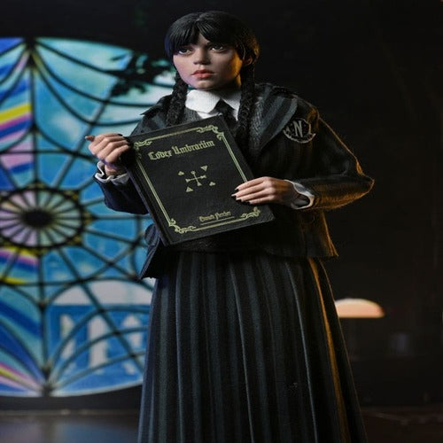 Wednesday Pack de 2 figurines Wednesday Addams (Nevermore Uniform) and Enid 20 cm