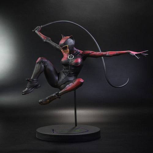 DC Designer Series statuette 1/6 Catwoman by Jock 33 cm