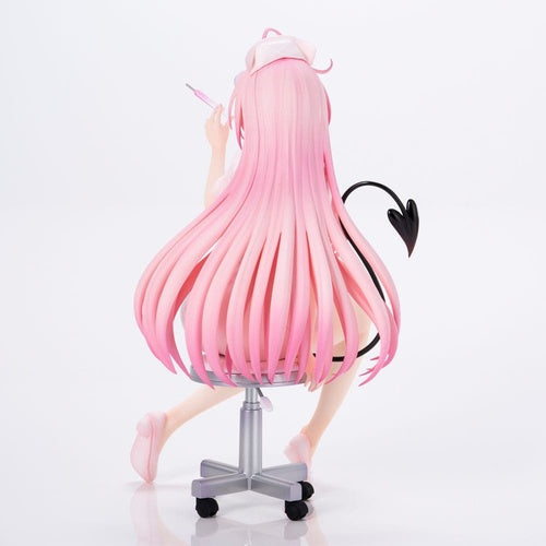 To Love-Ru Darkness statuette PVC Lara Satalin Deviluke Nurse Cos 26 cm