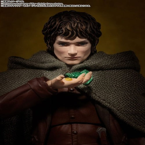 Le Seigneur des Anneaux figurines S.H. Figuarts Frodo Baggins & Gollum