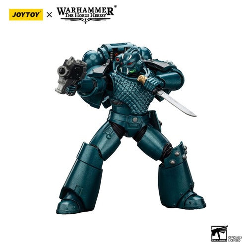 Warhammer The Horus Heresy figurine Alpha Legion Head hunter With Banestrike Combi-Bolter And Power Dagger 20 cm