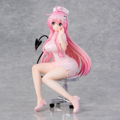 To Love-Ru Darkness statuette PVC Lara Satalin Deviluke Nurse Cos 26 cm