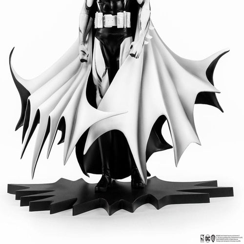 Batman PX statuette PVC 1/8 SDCC 2024 Batman Black & White Version 27 cm