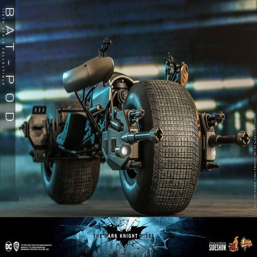 Batman The Dark Knight Rises Véhicule Movie Masterpiece 1/6 Bat-Pod 59 cm