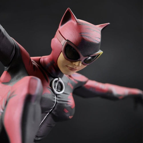 DC Designer Series statuette 1/6 Catwoman by Jock 33 cm
