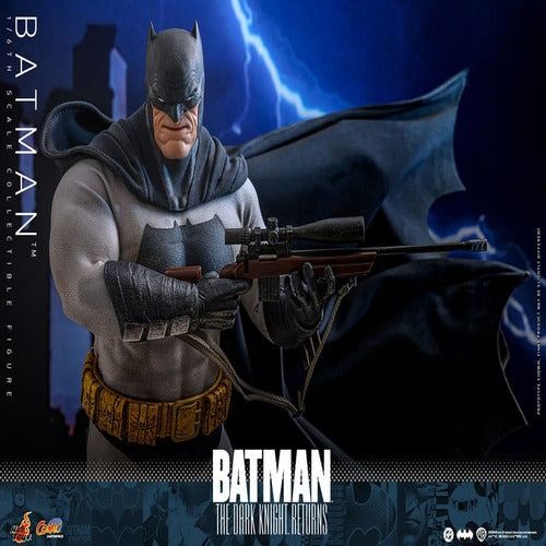 Batman: The Dark Knight Returns Comic Masterpiece Actionfigur 1/6 Batman 32 cm