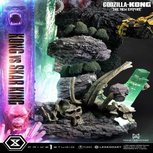 Godzilla x Kong: The New Empire Ultimate Diorama Masterline Series Statue Kong vs Skar King 104 cm