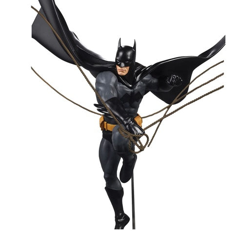DC Direct  Statue DC Designer Series Batman (by Dan Mora) 40 cm