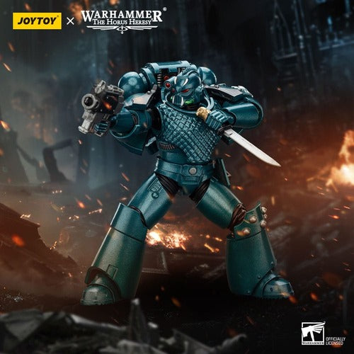 Warhammer The Horus Heresy figurine Alpha Legion Head hunter With Banestrike Combi-Bolter And Power Dagger 20 cm