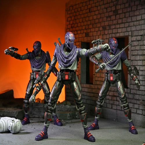 Teenage Mutant Ninja Turtles: The Last Ronin figurine Ultimate Foot Bot 18 cm