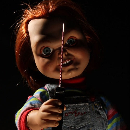 Chucky Jeu d´enfant poupée sonore Sneering Chucky 38 cm