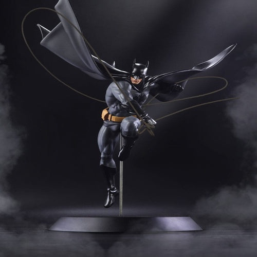 DC Direct  Statue DC Designer Series Batman (by Dan Mora) 40 cm
