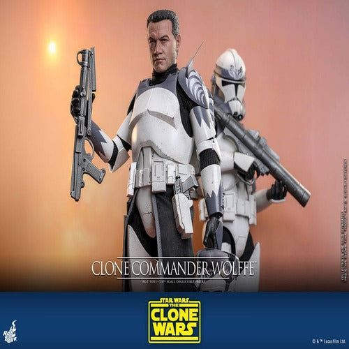 Star Wars: The Clone Wars figurine 1/6 Clone Commander Wolffe 30 cm