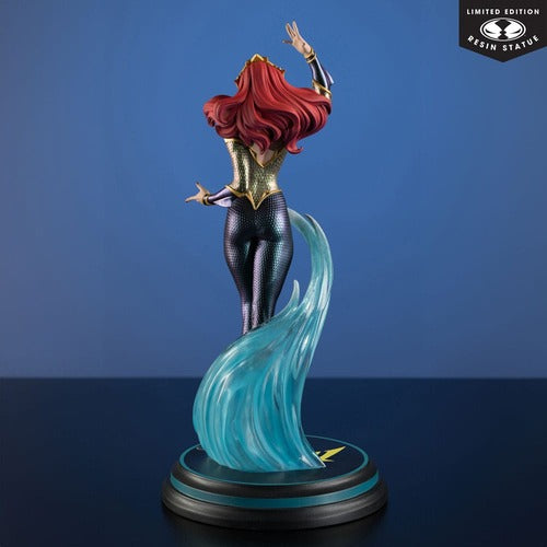 DC Direct Cover Girls statuette 1/8 Mera by J. Scott Campbell 26 cm