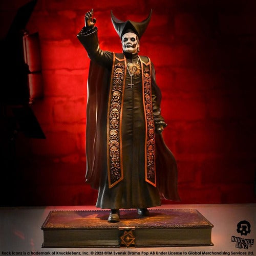 Ghost statuette Rock Iconz 1/9 Papa Emeritus IV (Black Robes) 22 cm