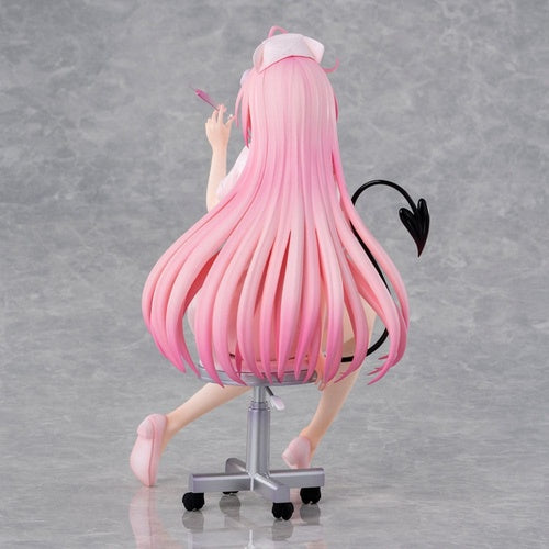 To Love-Ru Darkness statuette PVC Lara Satalin Deviluke Nurse Cos 26 cm