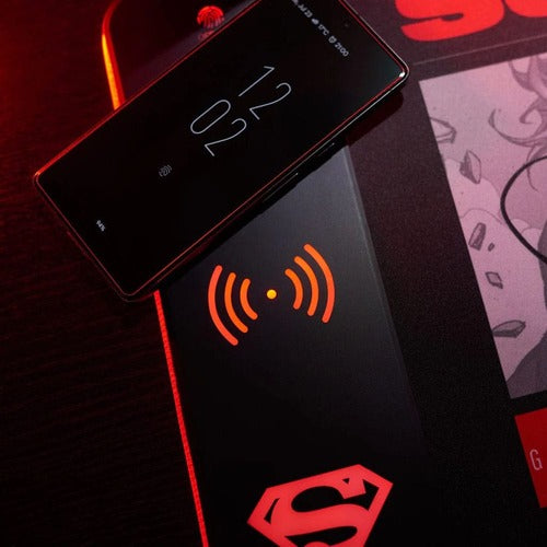 DC Comics tapis de souris avec chargeur mobile Superman