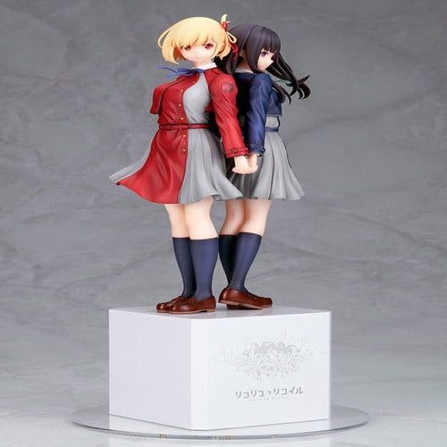 Lycoris Recoil statuette PVC 1/8 Chisato Nishikigi & Takina Inoue 30 cm