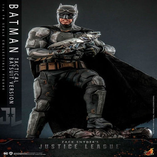 Zack Snyder`s Justice League figurine 1/6 Batman (Tactical Batsuit Version) 33 cm