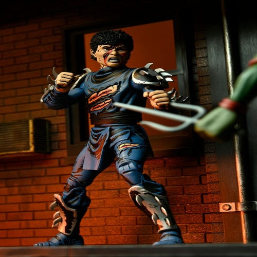 Tortues Ninja (Mirage Comics) figurine Battle Damaged Shredder 18 cm