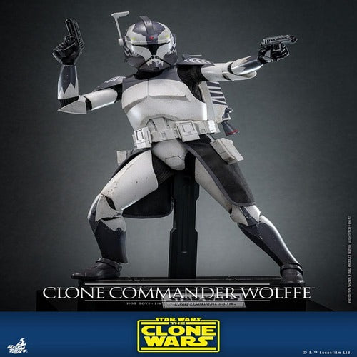 Star Wars: The Clone Wars figurine 1/6 Clone Commander Wolffe 30 cm