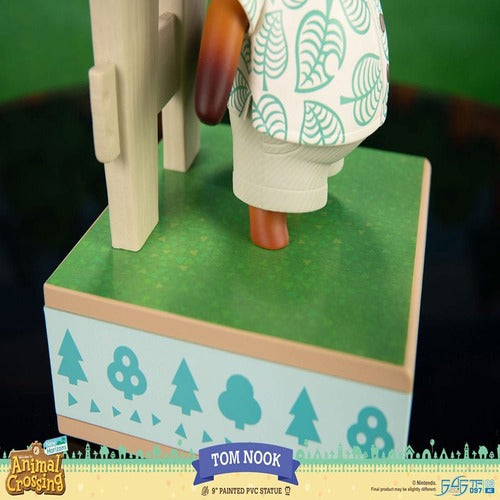 Animal Crossing: New Horizons statuette PVC Tom Nook 22 cm