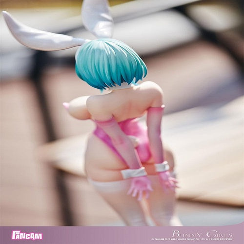 The Rabbit PVC Statue 1/7 Bunny Girls: Limited Color Ver. 34 cm
