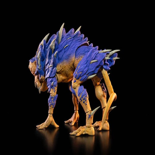 Cosmic Legions: OxKrewe Book One Thraxxon figurine Lowland Scapeback (Deluxe Creature)