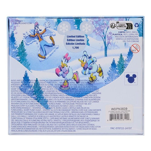 Disney by Loungefly 3" pin's émaillés Mickey and friends Winter Wonderland Limited Edition 8 cm
