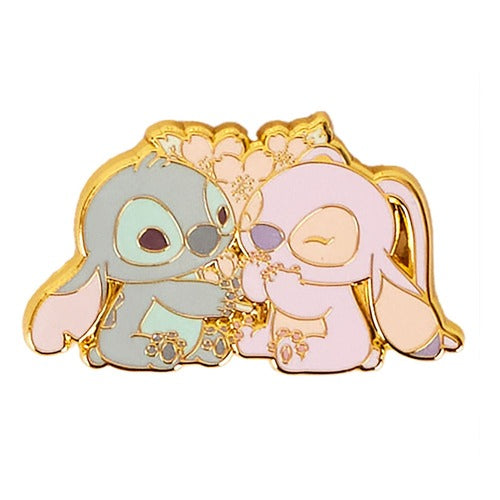 Disney by Loungefly assortiment pin's émaillés Blind Box Cute Stitch (12)