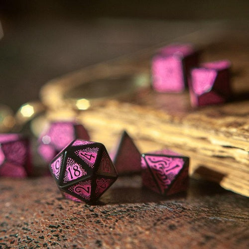 Call of Cthulhu 7ème édition pack dés Black & Magenta (7)