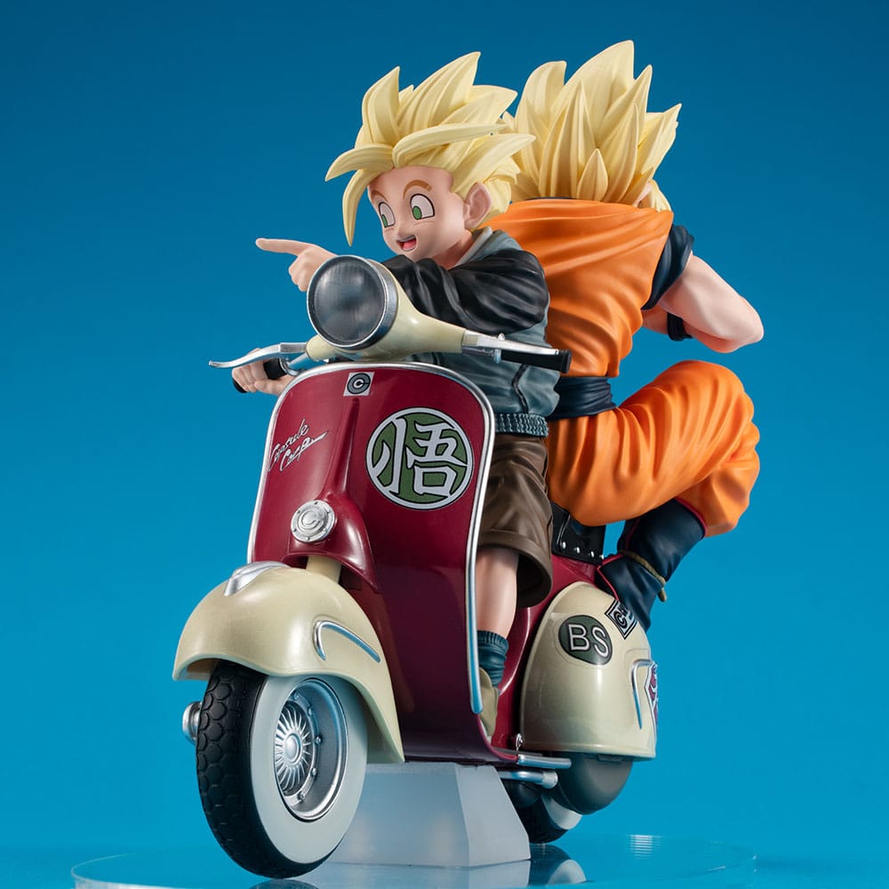 Dragonball Z 05 Desktop Real McCoy diorama PVC Super Saiyan Son Goku & Super Saiyan Son Gohan & Motorbike 16 cm
