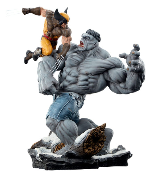 Marvel statuette Grey Hulk vs Wolverine 58 cm