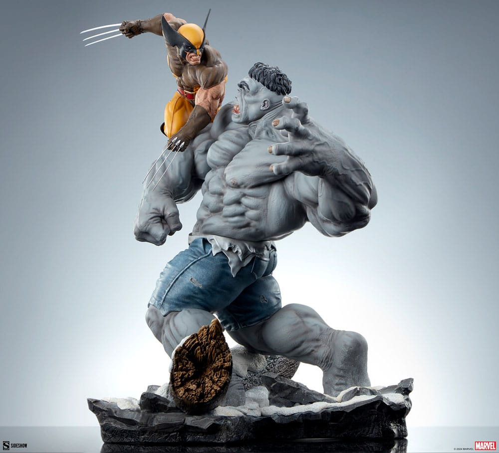 Marvel statuette Grey Hulk vs Wolverine 58 cm