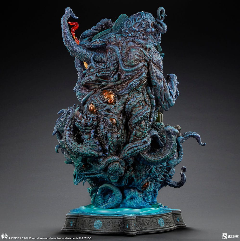 DC Comics statuette Premium Format John Constantine: Just Another Exorcism Hangover 53 cm