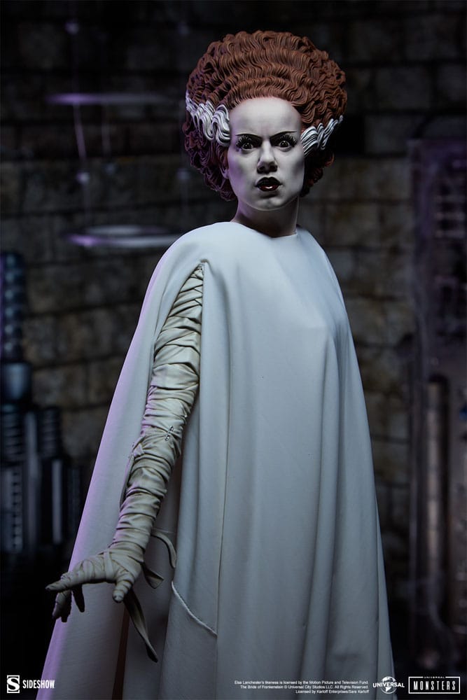 La Fiancée de Frankenstein statuette Premium Format Mixed Media The Bride of Frankenstein (Fabric Costume) 55 cm