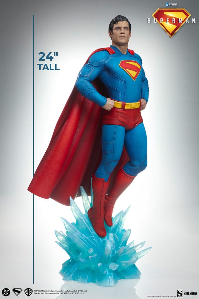 Superman (2025) statuette Premium Format Superman 61 cm