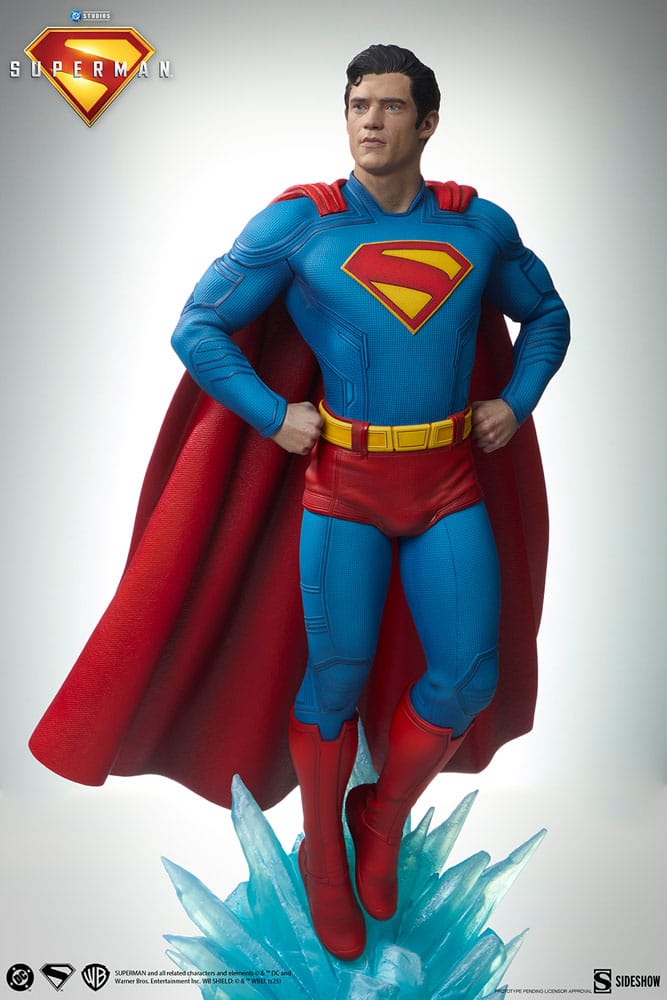 Superman (2025) statuette Premium Format Superman 61 cm