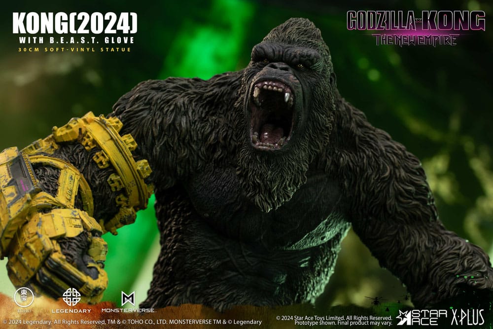 Godzilla vs. Kong: The New Empire statuette Soft Vinyl Kong with B.E.A.S.T. Glove 30 cm
