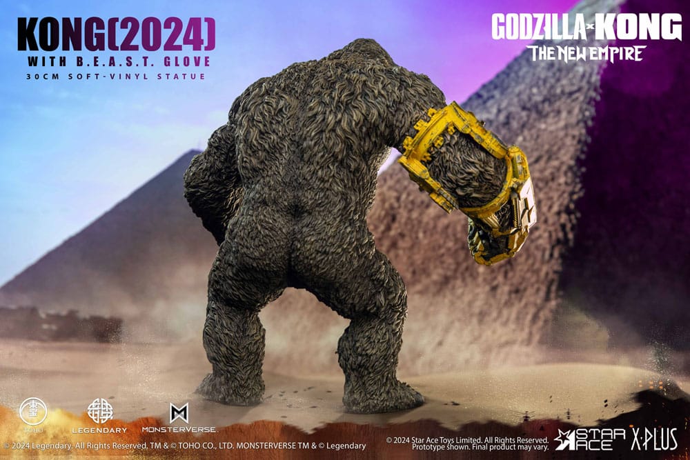 Godzilla vs. Kong: The New Empire statuette Soft Vinyl Kong with B.E.A.S.T. Glove 30 cm