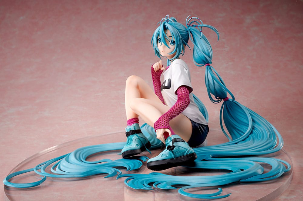 Hatsune Miku statuette 1/4 Yoneyama Mai The Latest Street Style "Cute" 17 cm