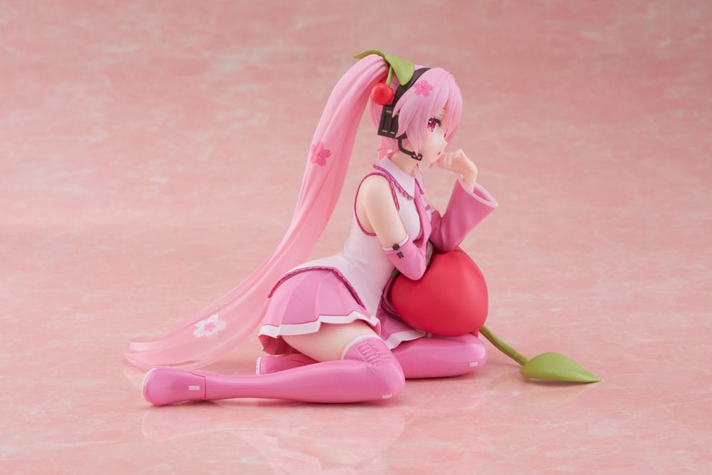 Hatsune Miku statuette PVC Desktop Cute Figure Sakura Miku Cherry Cushion Ver. 13 cm