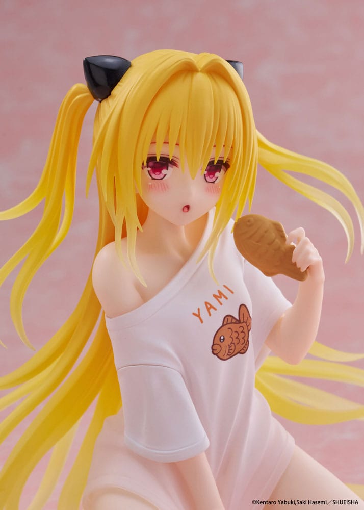 To Love-Ru Darkness statuette PVC Desktop Cute Figure Golden Darkness Roomwear Ver. 13 cm